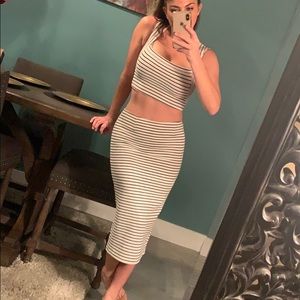 2 piece skirt/croptop outfit